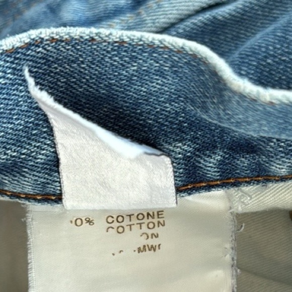 Diesel High Rise Buttonfly Denim/Jean Shorts. Frayed Hems. Size 30. - Picture 12 of 12